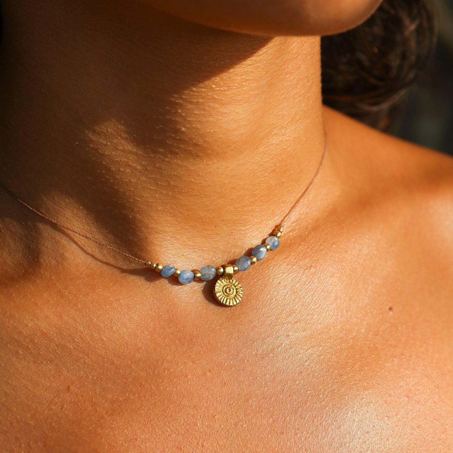 Kette 'Elina' mit Kyanit und Sonne