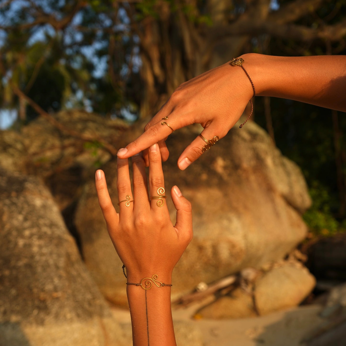Armband “Buna" mit Spirale handgemacht