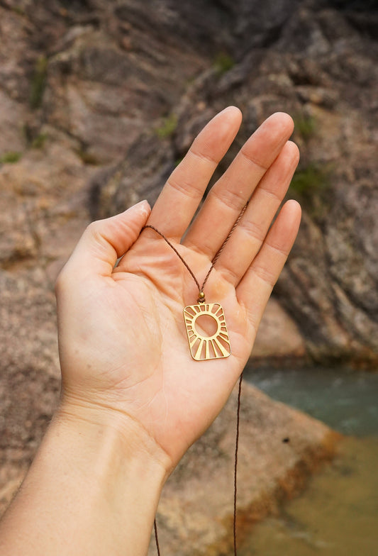 Kette "Solena" mit Sonnen Anhänger