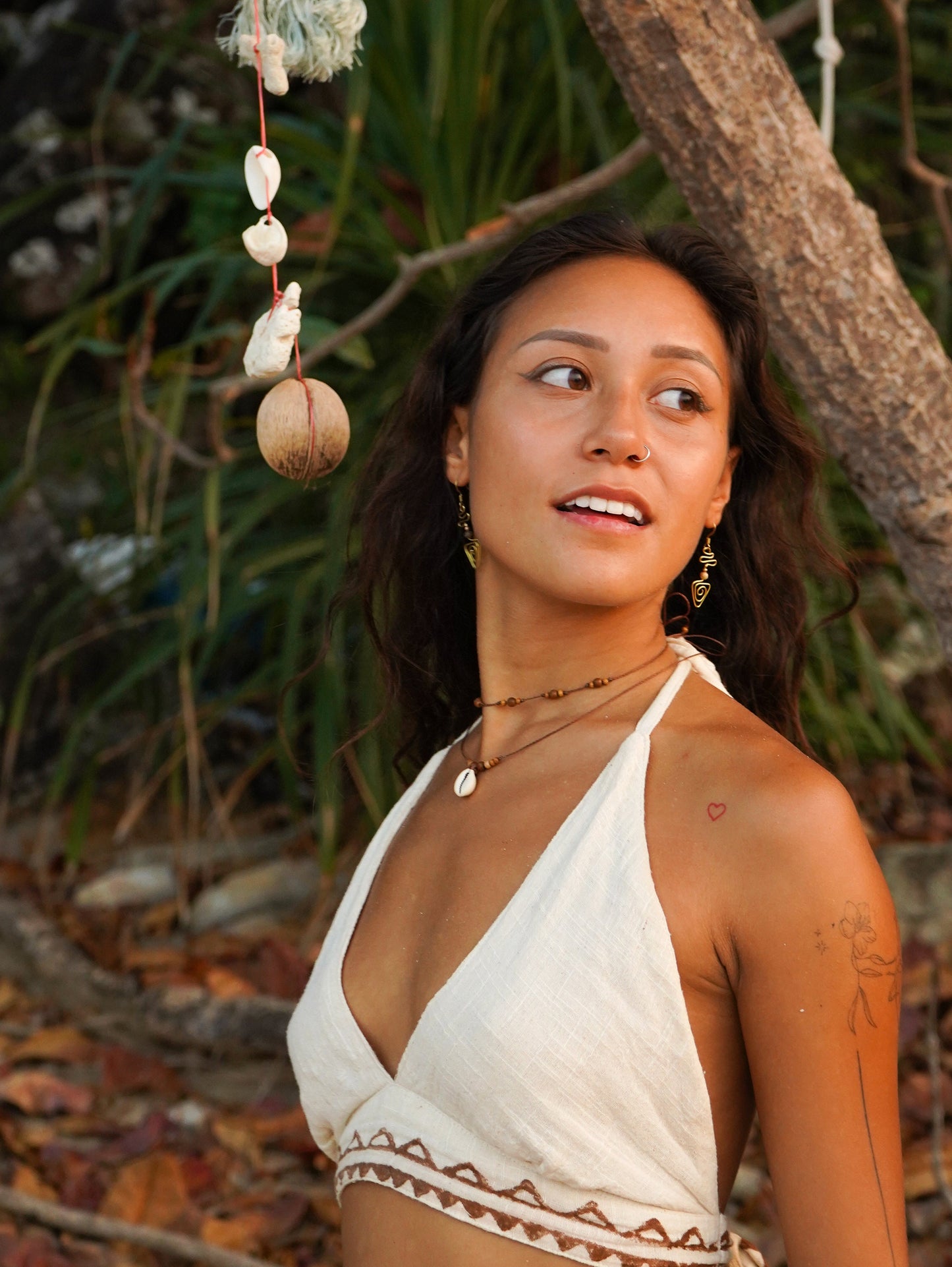 Kette "Vera" mit Holz und Muschel