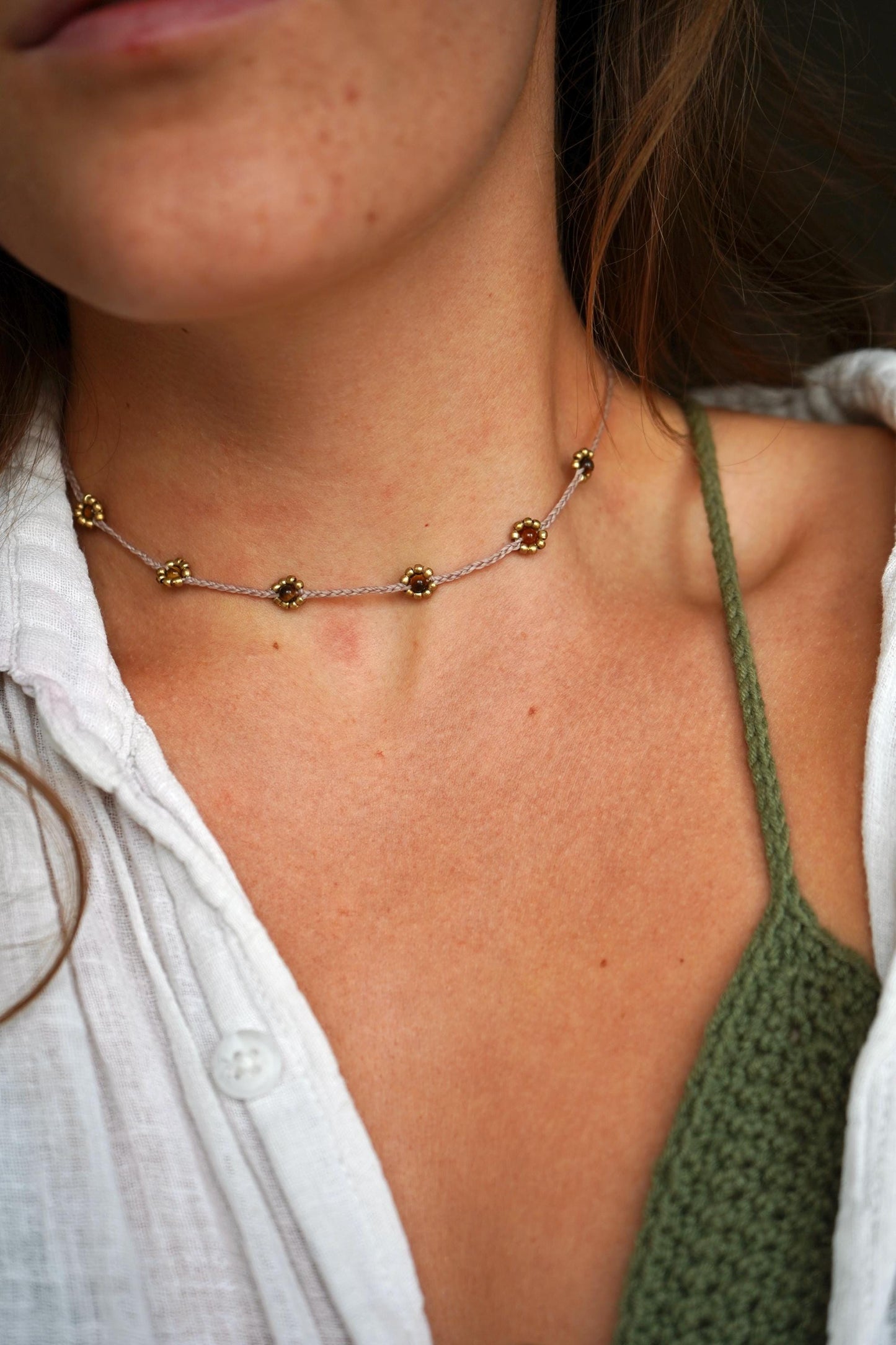 Kette "Floraya" mit Blumen und Tigerauge