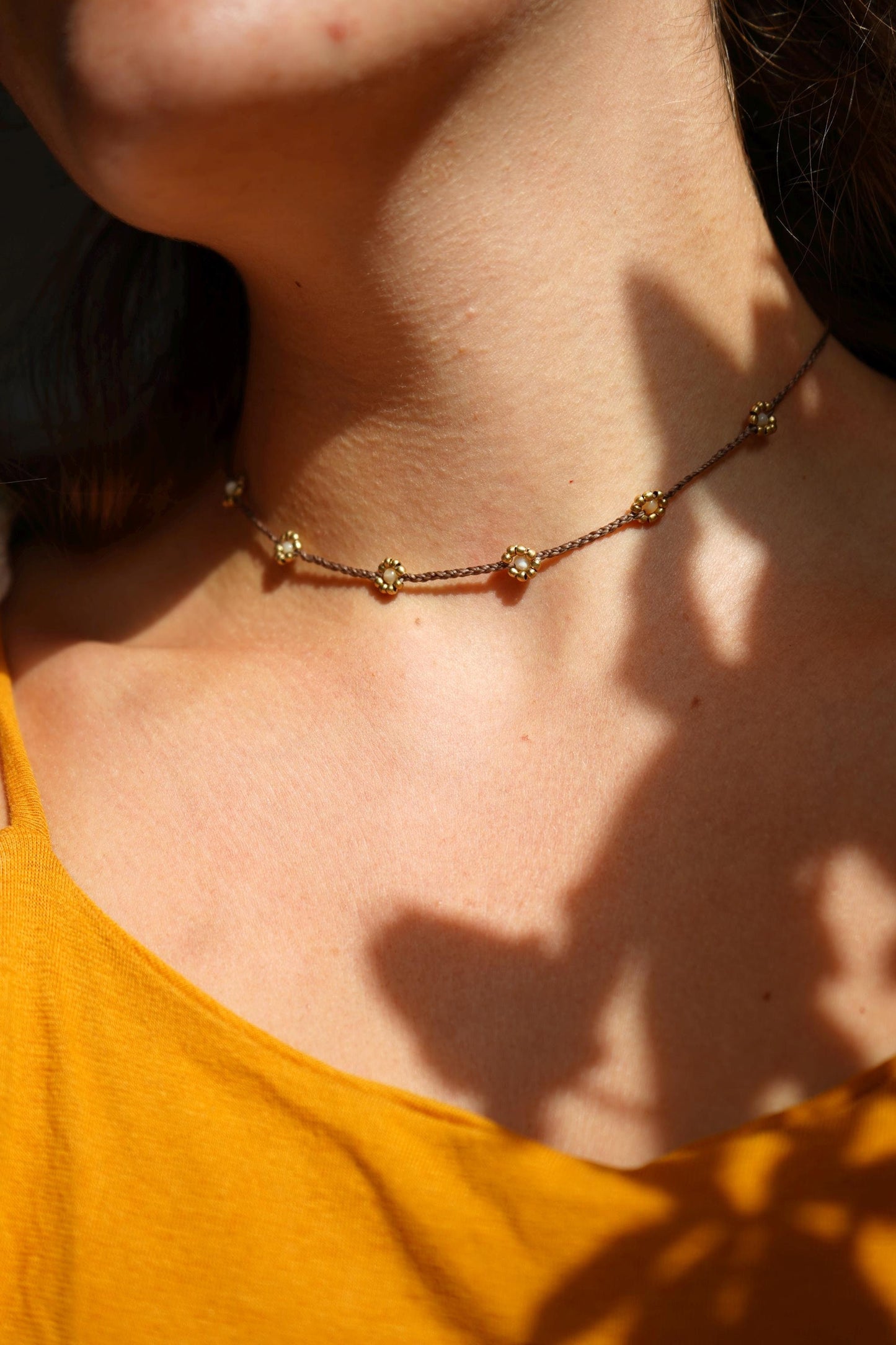 Kette "Flora" mit Blumen und Perlmutt
