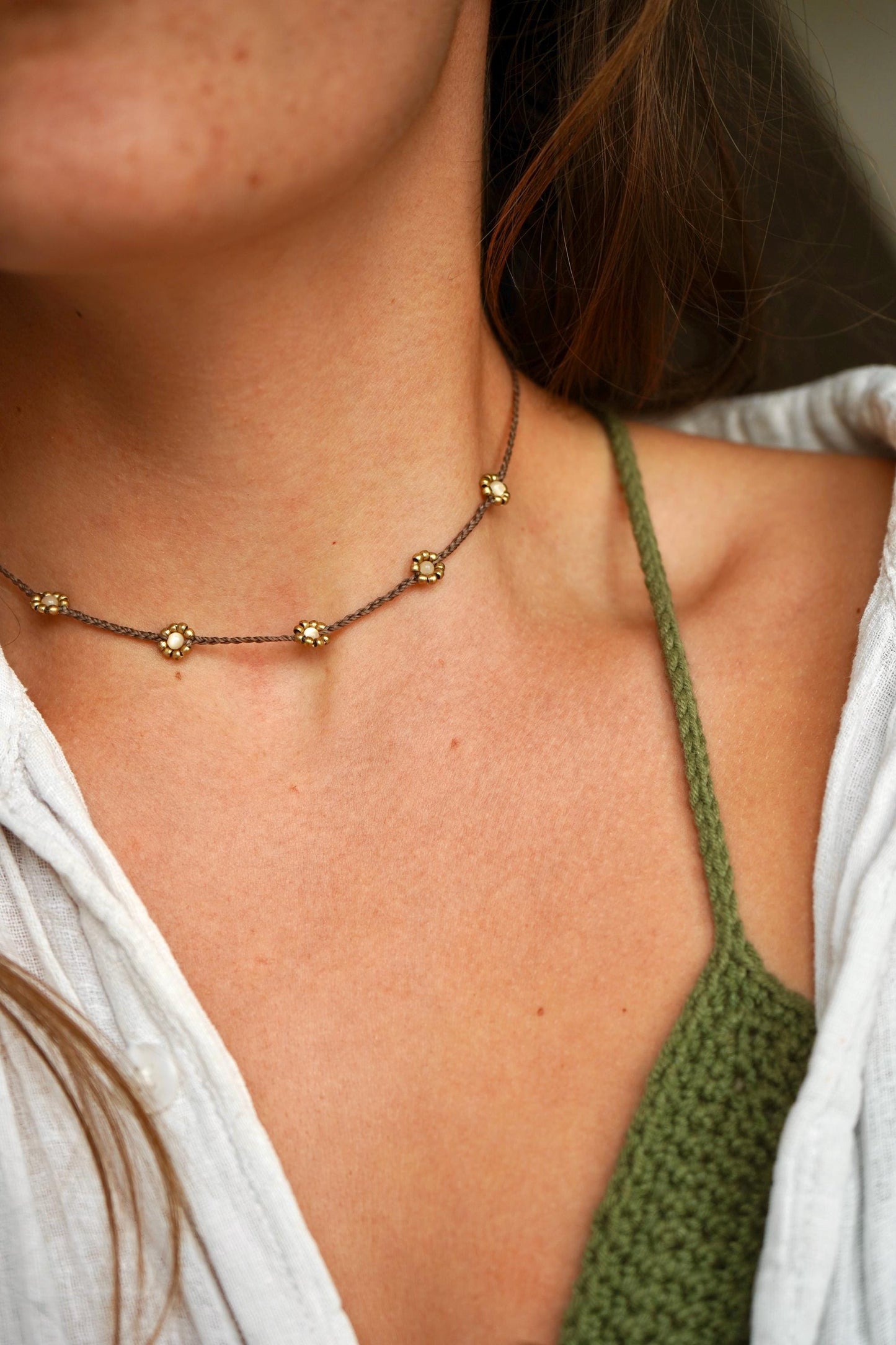 Kette "Flora" mit Blumen und Perlmutt