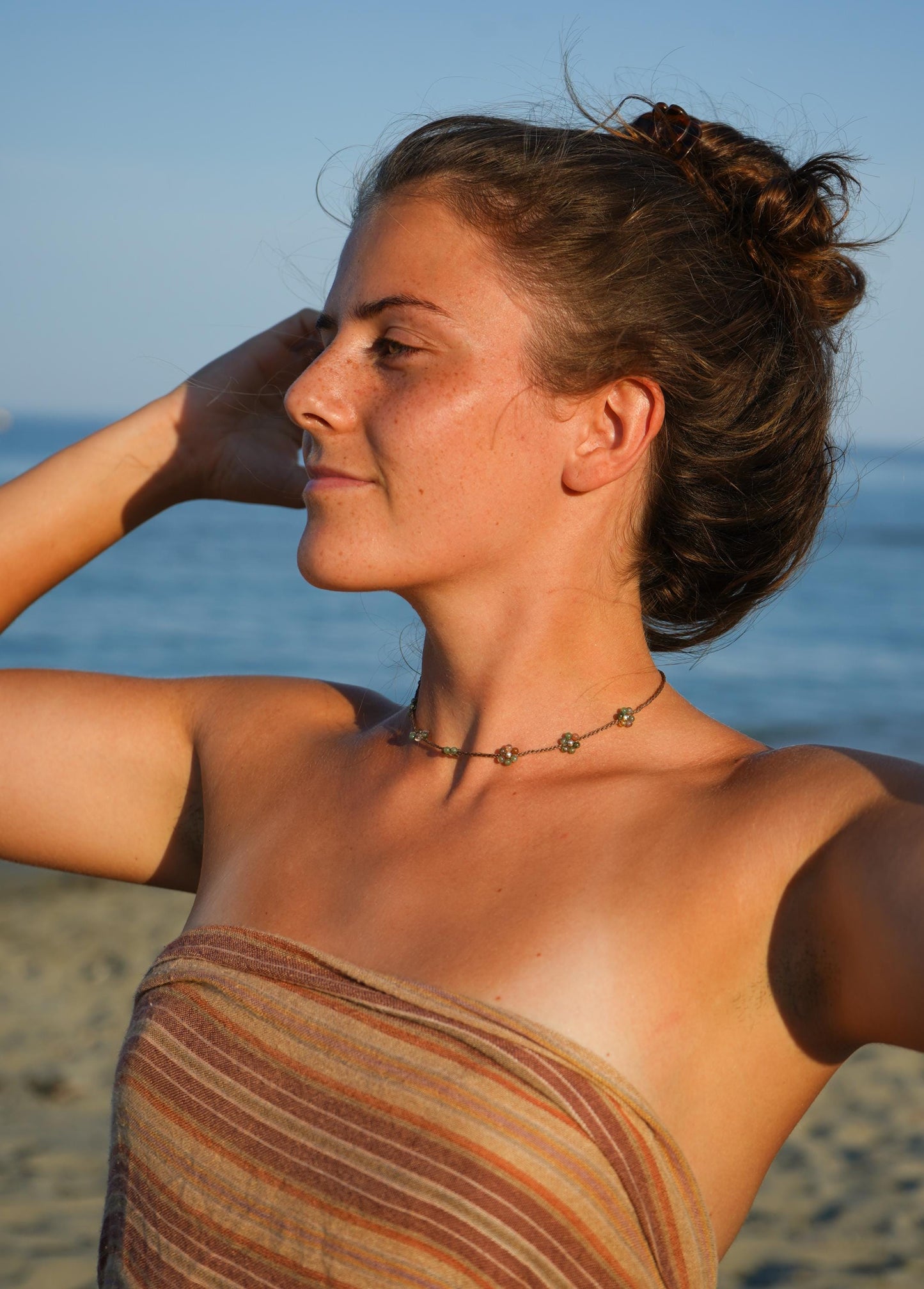 Kette "Seya" mit Blumen aus indischem Achat (Silber)
