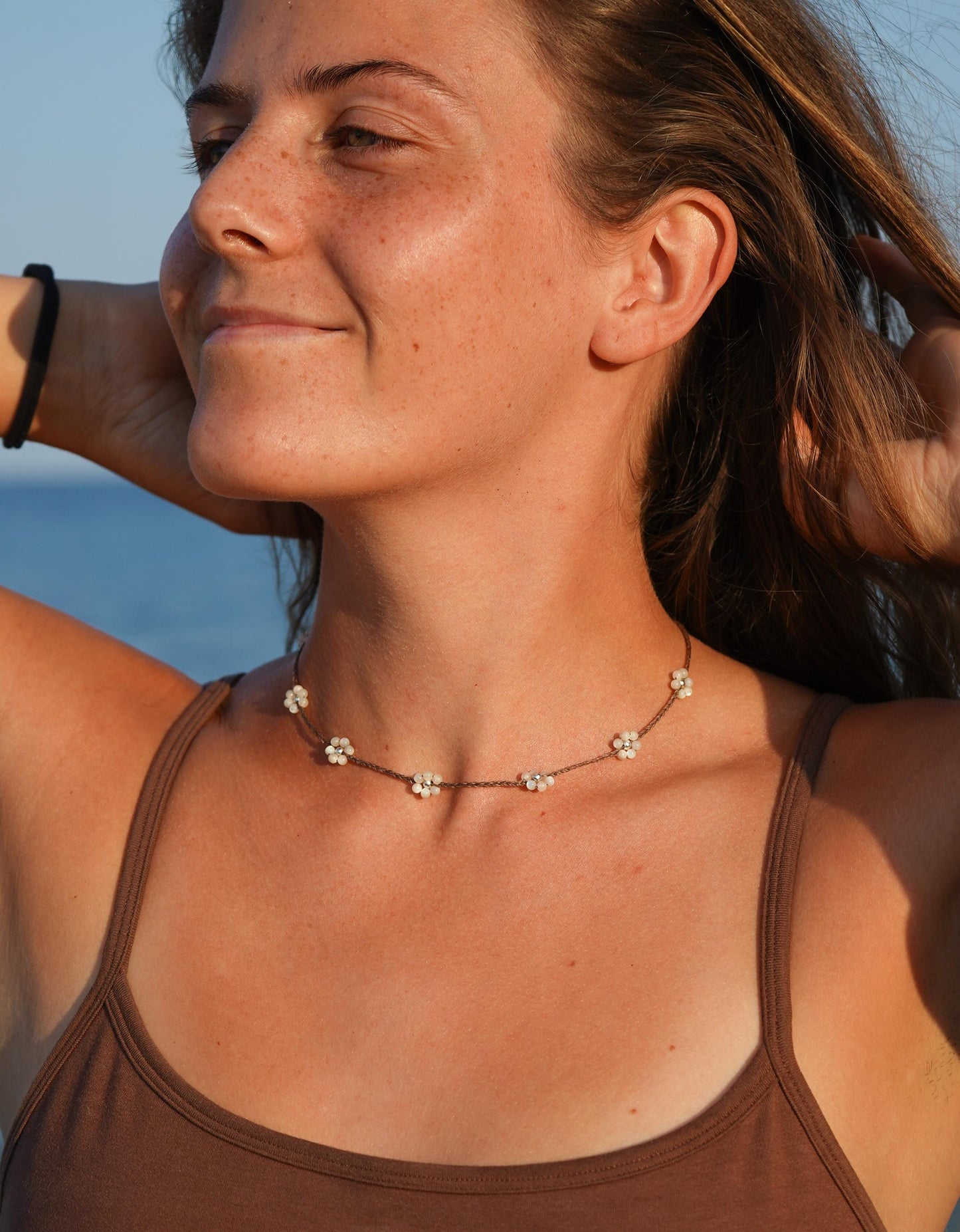Kette "Salya" Blumen aus Perlmutt (Silber)