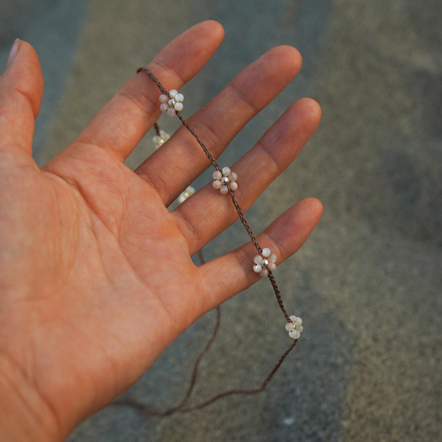 Kette "Salya" Blumen aus Perlmutt (Silber)