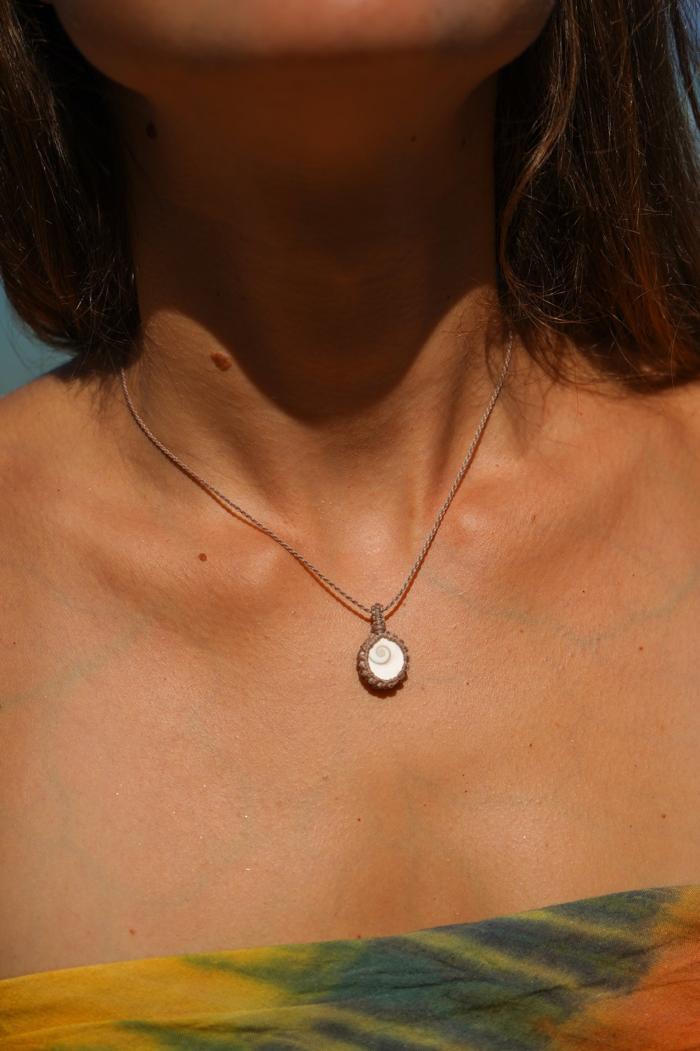Kette "Orion" mit Operculum (Shivas eye)