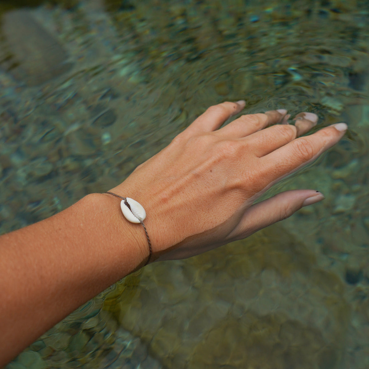 Armband “Nalani" mit Kauri Muschel