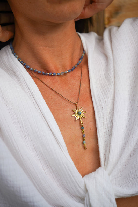 Kette Mara mit Kyanit und Sonne