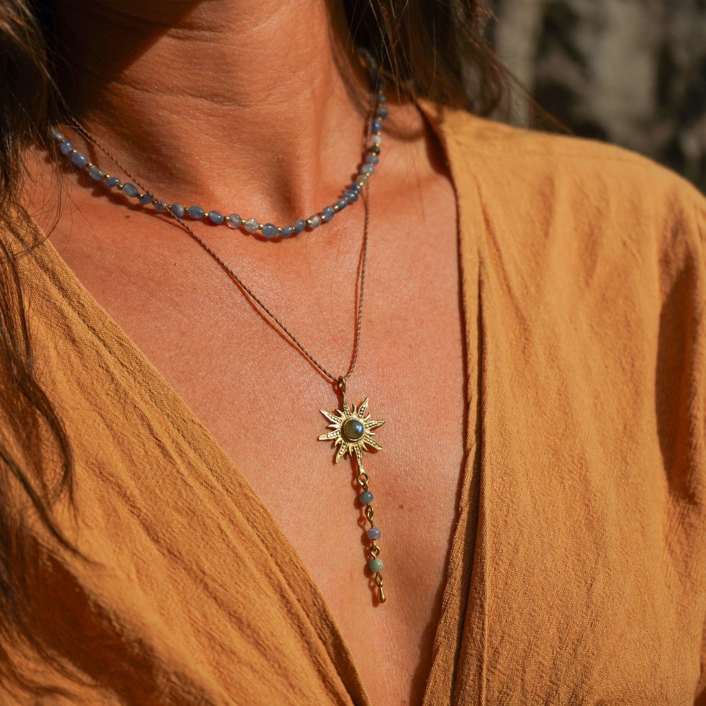 Kette Mara mit Kyanit und Sonne