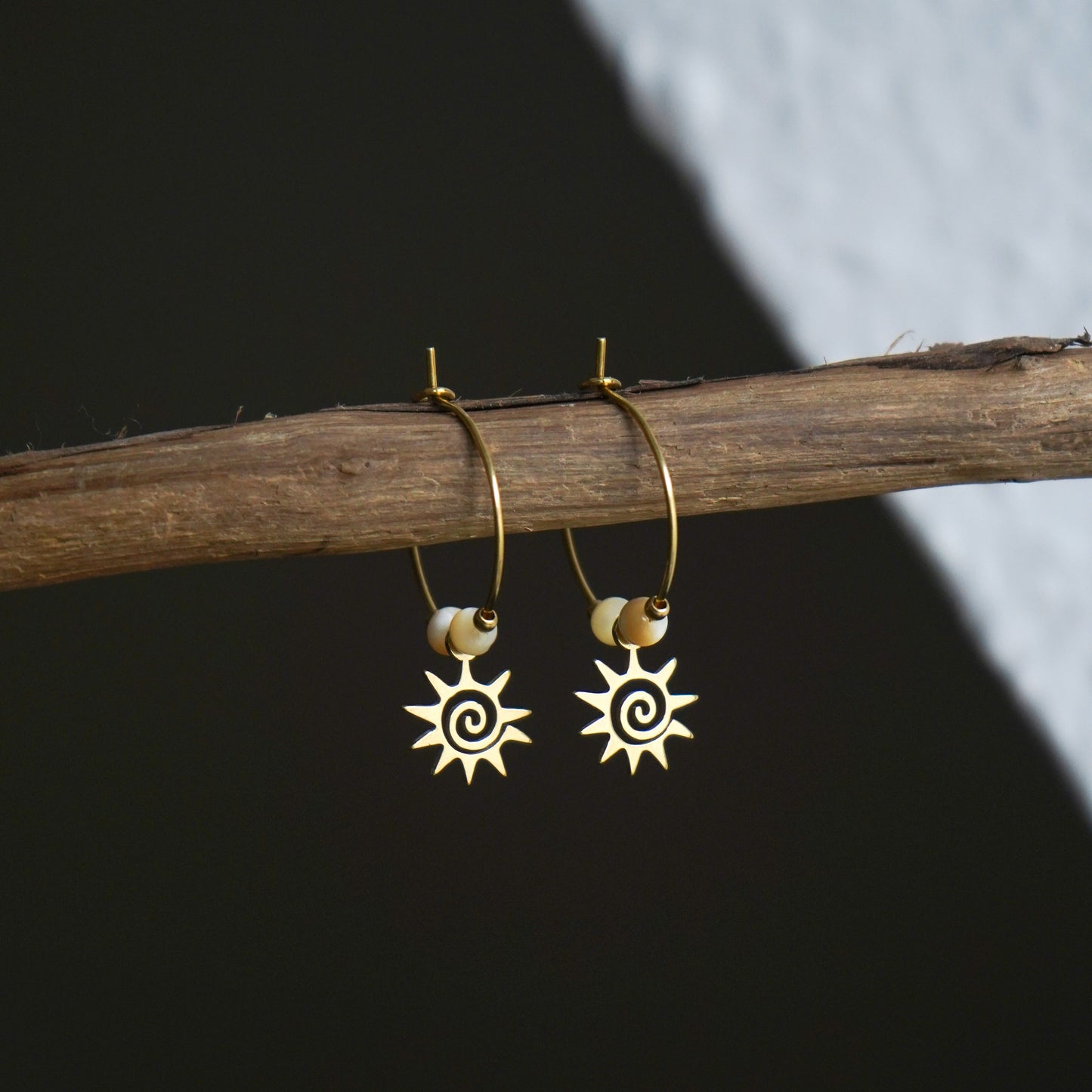 Ohrringe "Mila" Perlmutt Sonne