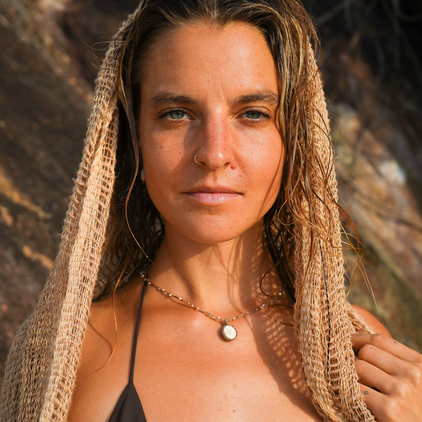 Kette 'Nora' mit Operculi und Perlmutt
