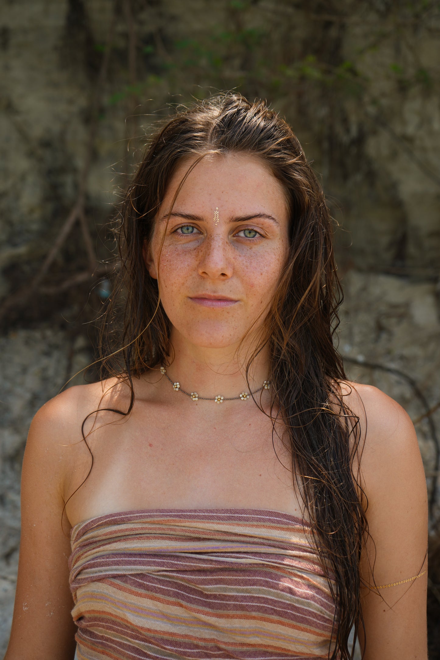 Kette "Freya" mit Blumen und Perlmutt