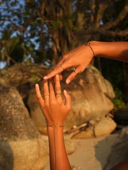 Armband “Buna" mit Spirale handgemacht