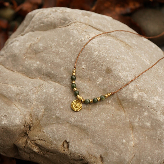 Kette "Viona" mit grüner Jade und Sonne