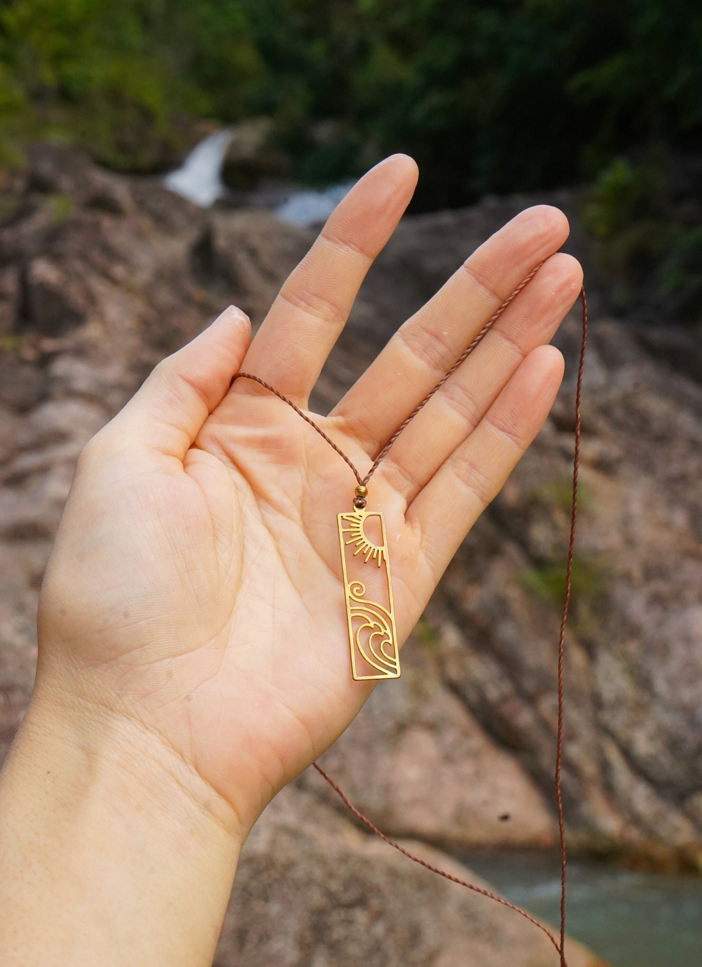 Kette "Solana" mit Sonne und Welle