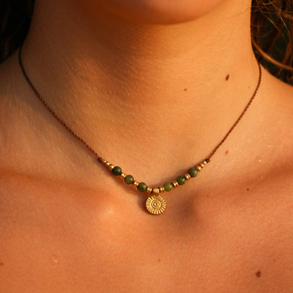 Kette "Viona" mit grüner Jade und Sonne