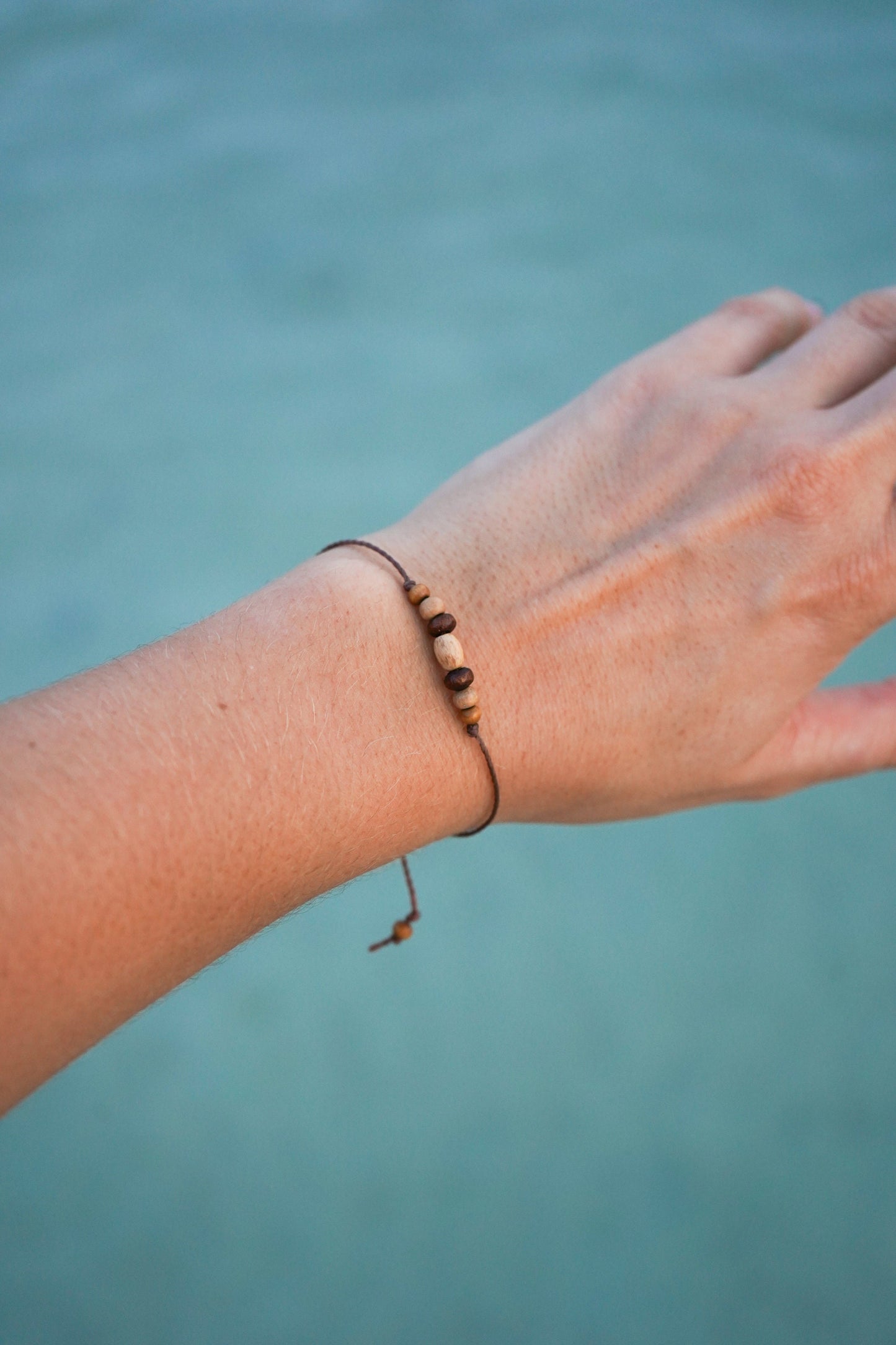 Armband "Mira" mit Holzperlen