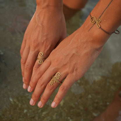 Ring "Amazonas" filigran mit Spirale