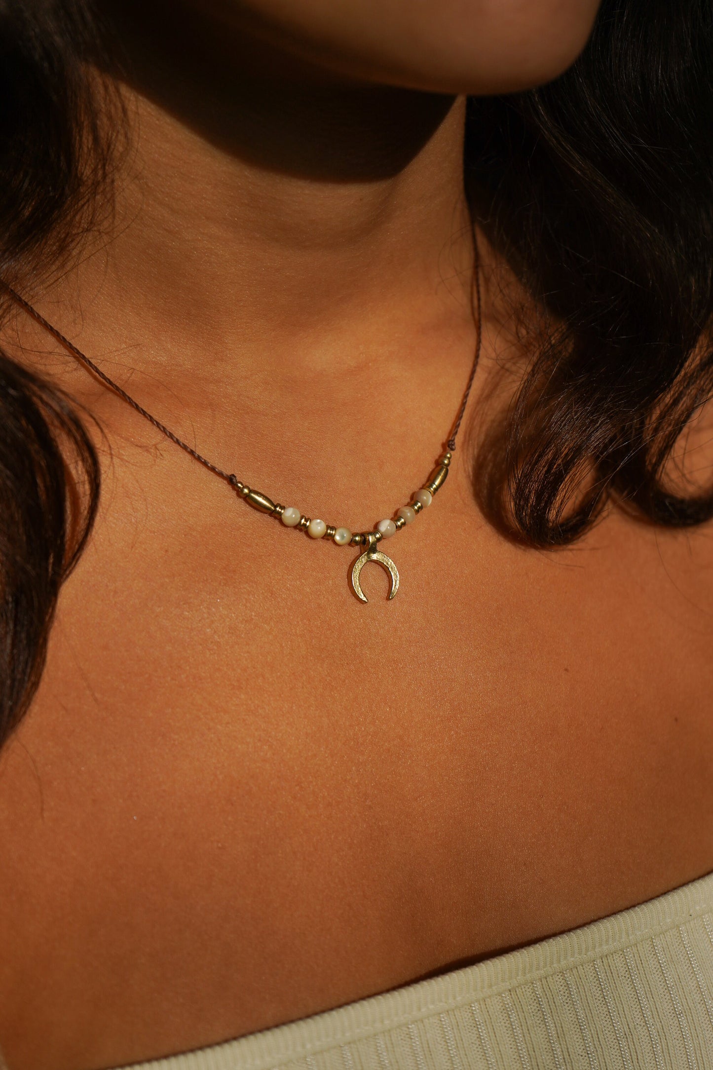 Kette "Malena" mit Perlmutt und Mond