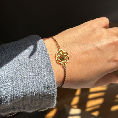 “Samira” bracelet with mandala and tiger's eye