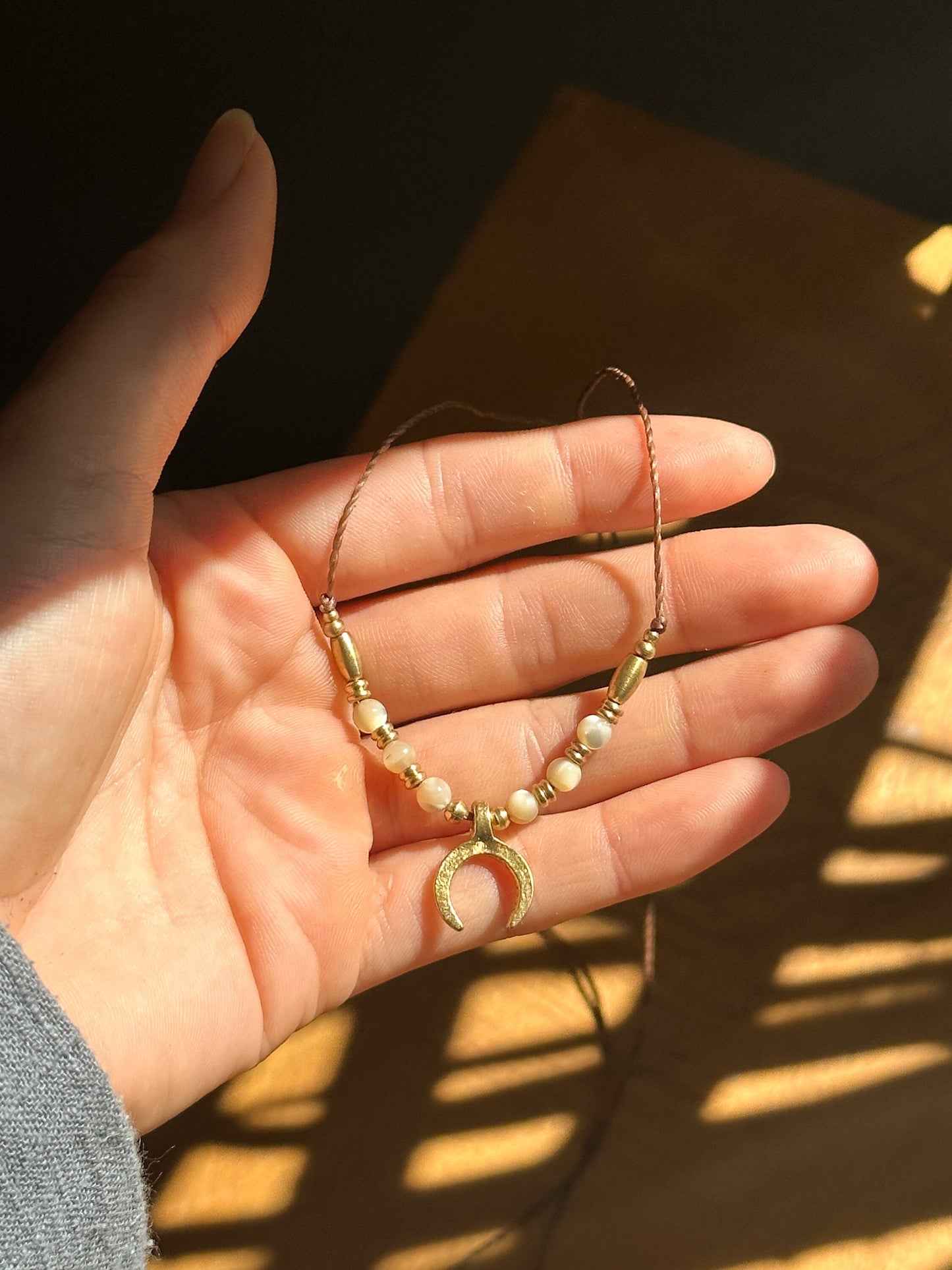 Kette "Malena" mit Perlmutt und Mond