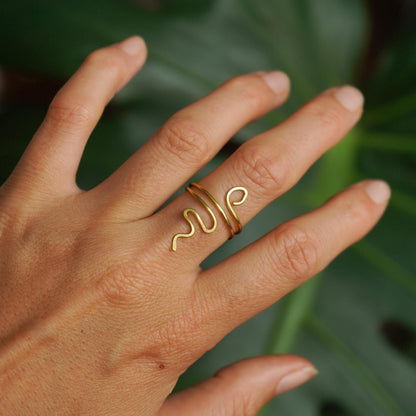 Ring "Snavia" filigrane Schlange