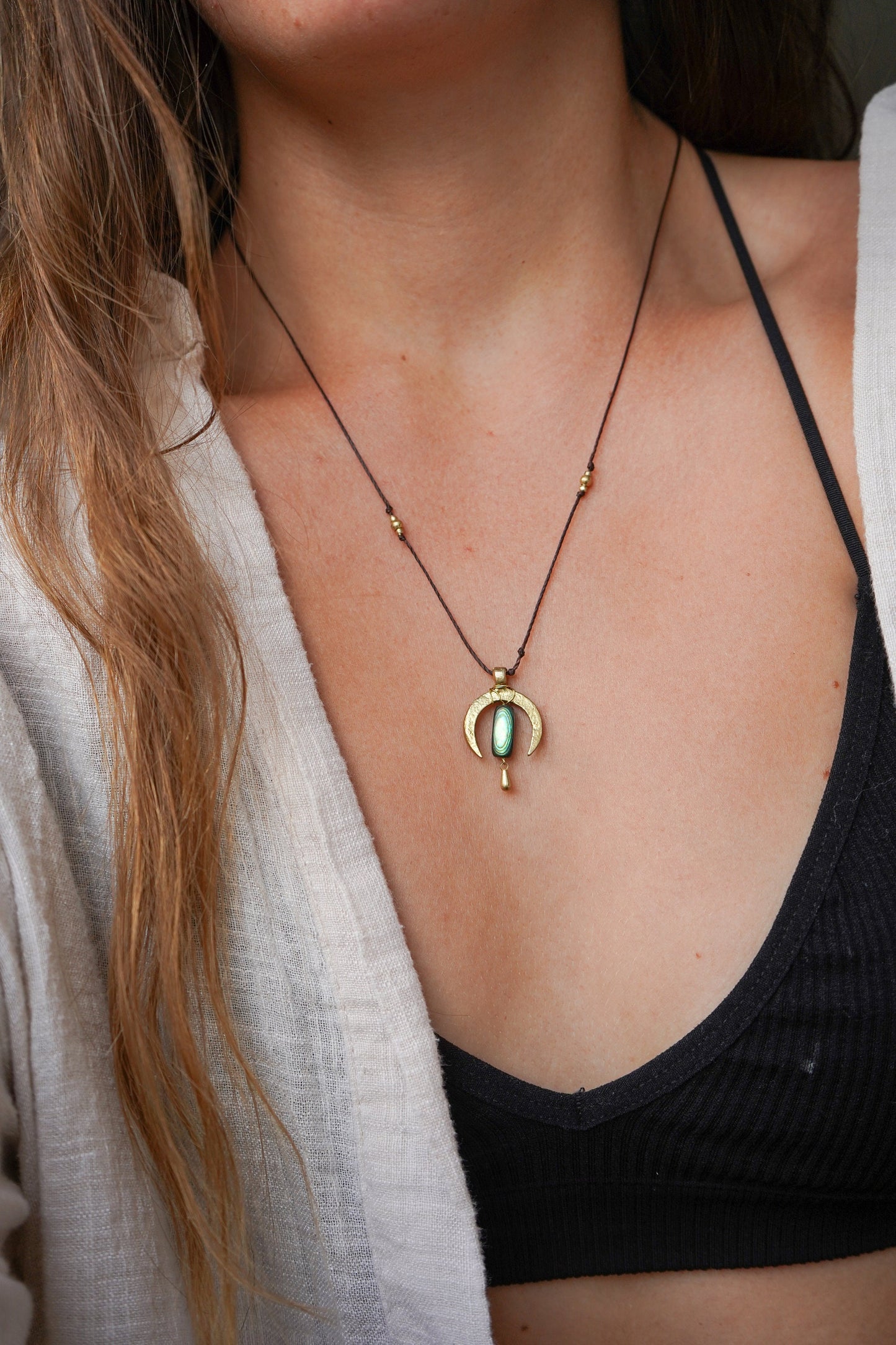 Kette "Liana" mit Perlmutt und Mond