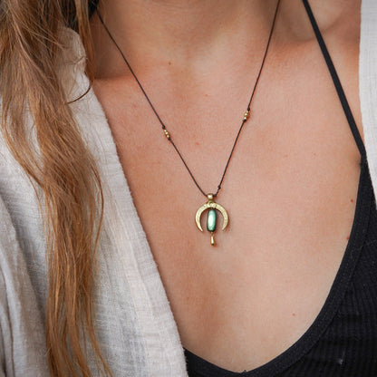 Kette "Liana" mit Perlmutt und Mond