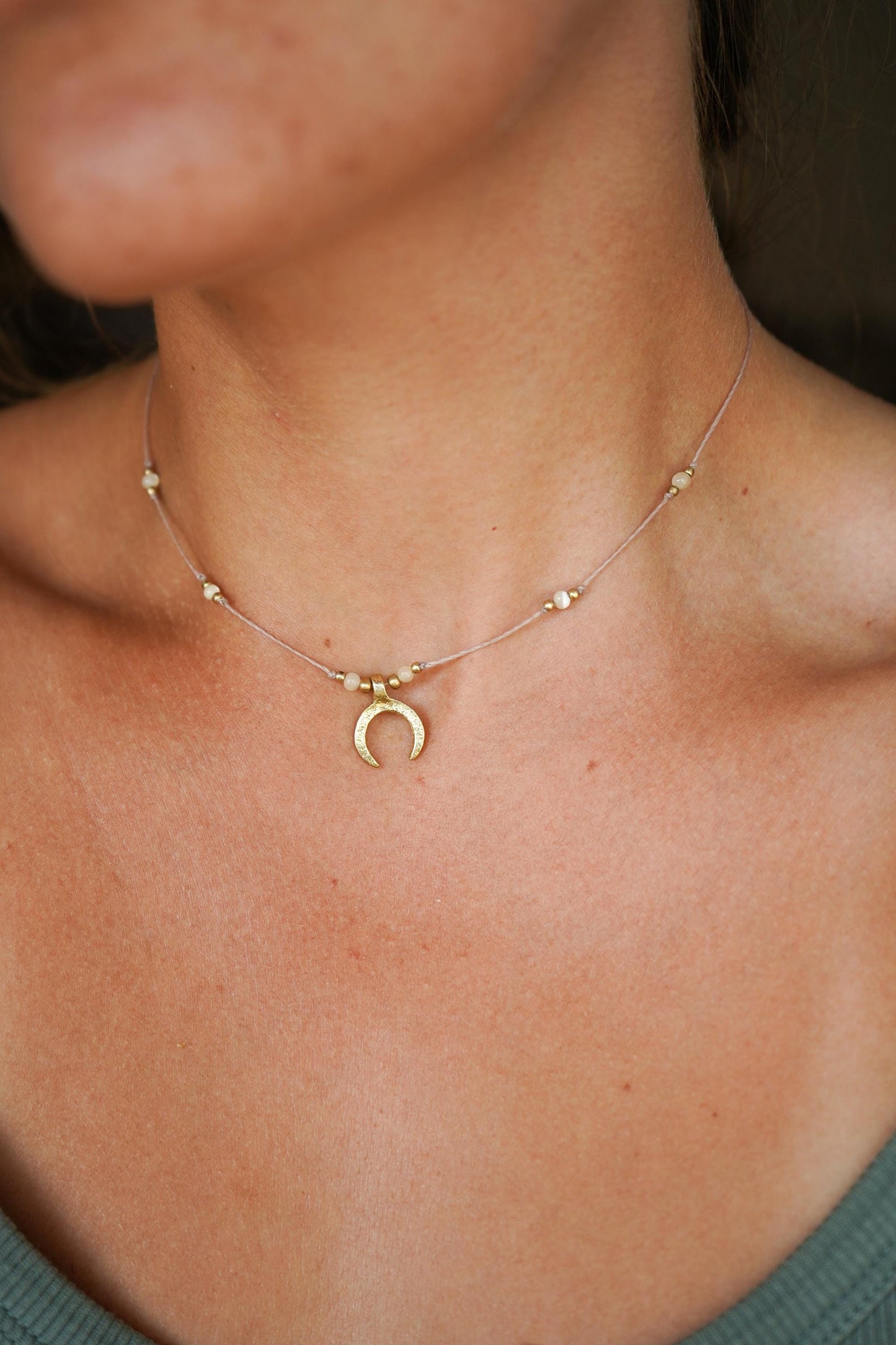 Kette "Lumea"mit Perlmutt und Mond