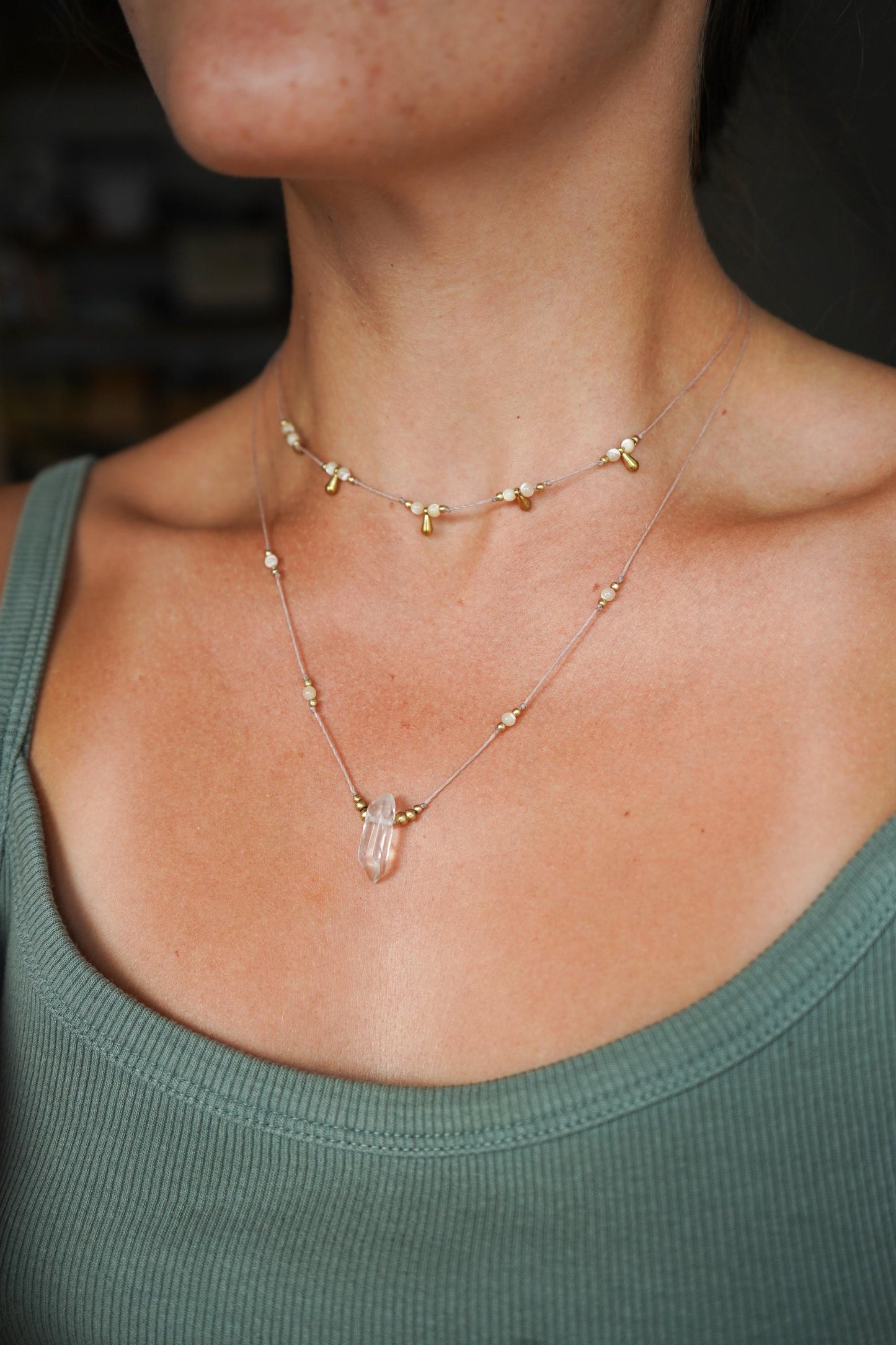 Kette "Lorina" mit Bergkristall und Perlmutt