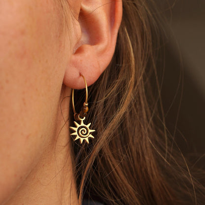 Ohrringe "Meryna" mit Tigerauge und Sonne