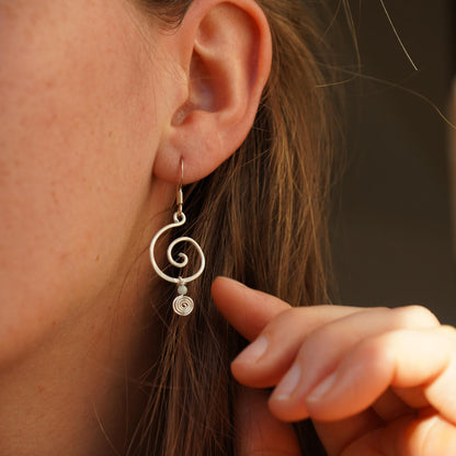 Ohrringe "Oleana" mit Aventurin und Spirale