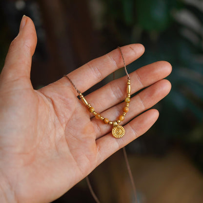 Kette "Manila" mit Edelstein und Sonne