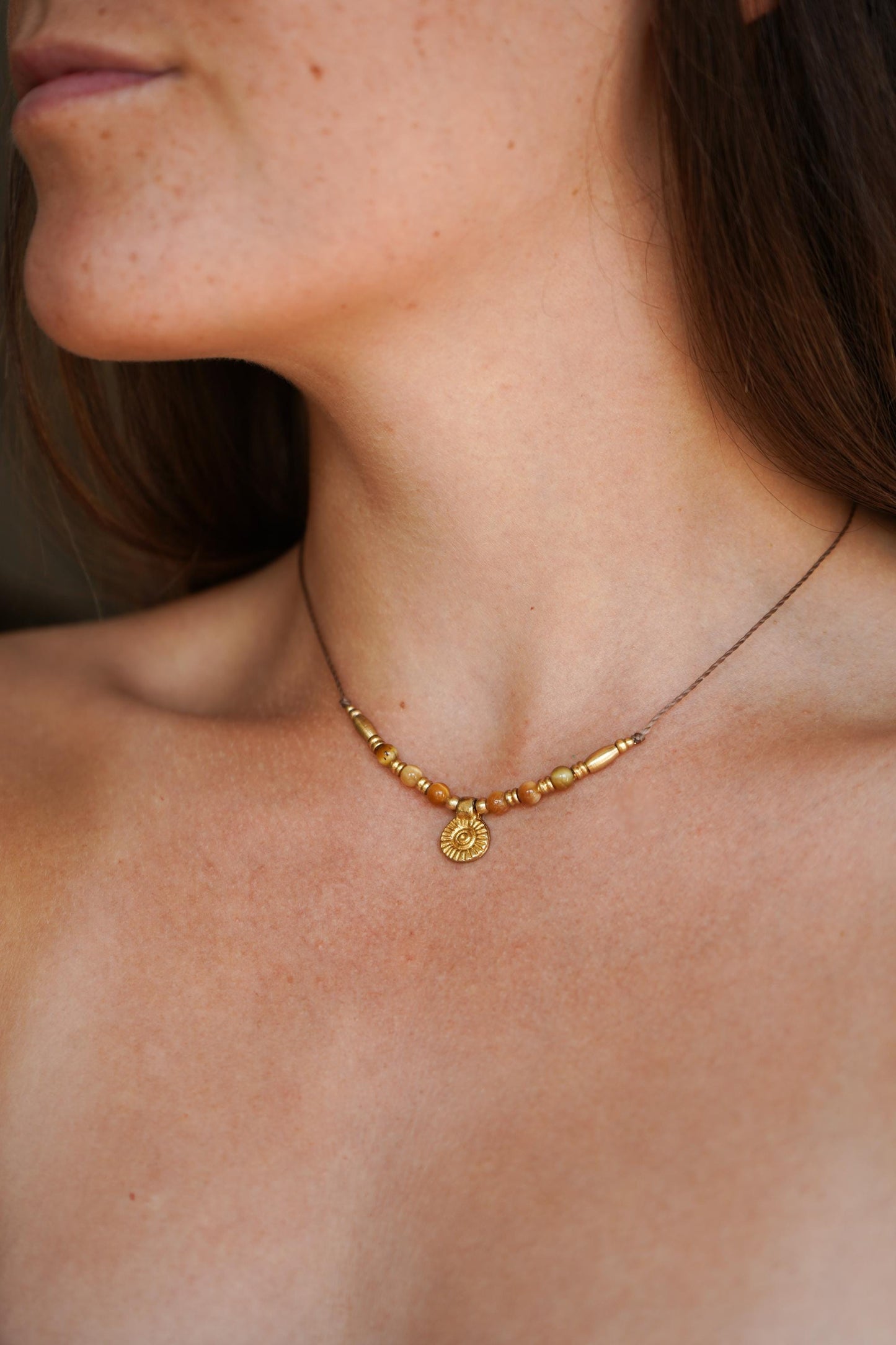 Kette "Manila" mit Edelstein und Sonne